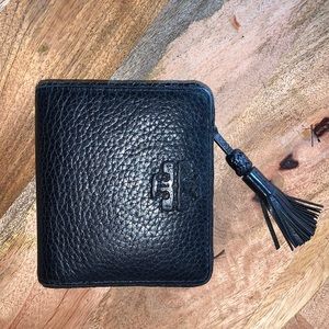 black leather tory burch wallet
